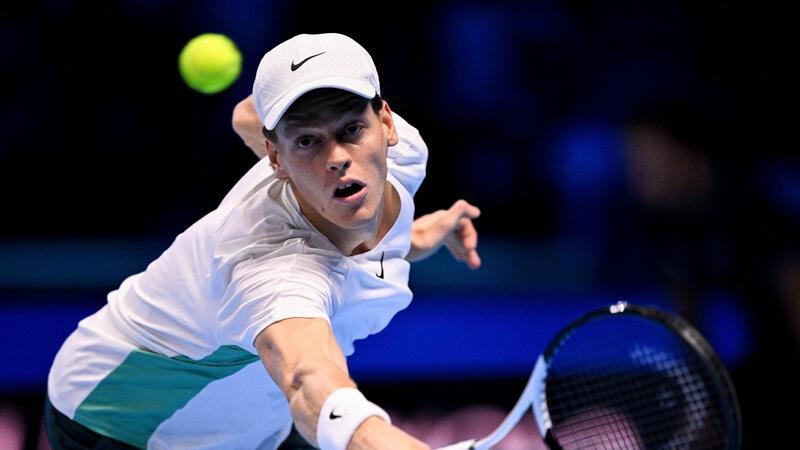 ATP-Finals: Sinner gewinnt Top-Duell gegen Djokovic Jannik Sinner setzte sich in Turin gegen den Weltranglisten-Ersten durch.