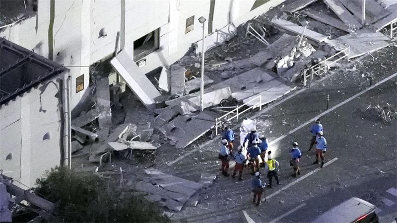 Japans Regierung meldet bislang 13 Tote durch das Beben in Kumamoto. 