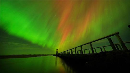Je weiter nördlich, desto höher sind die Chancen auf Polarlichter. (Archivbild)