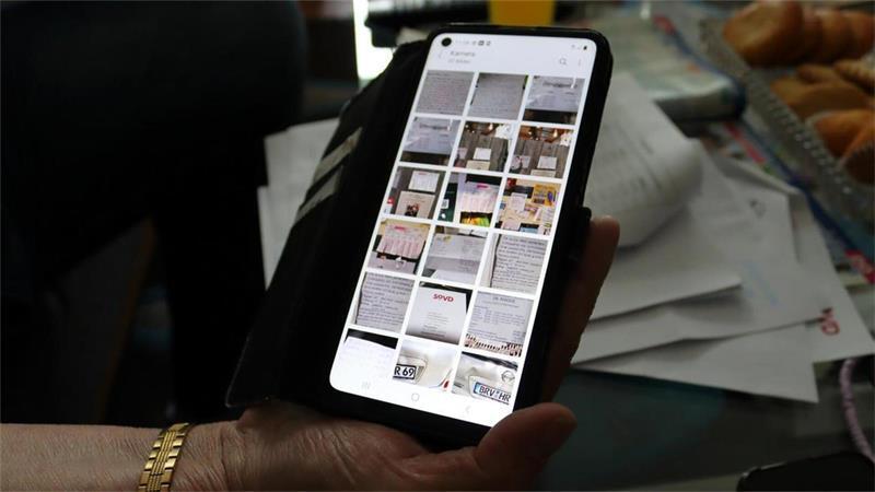 „Habe keine Kraft mehr“: COPD-Patient kämpft um sein Zuhause Jede Wohnungsanzeige fotografiert Henry Reuter nach eigenen Angaben als Nachweis seiner Suche nach einer günstigeren Wohnung.