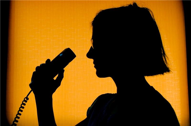 Krieg, Suizid, Geldsorgen: So fängt die Telefon-Seelsorge Menschen auf Jeder 16. Anrufer äußert Gedanken darüber, sich das Leben nehmen zu wollen. Foto: dpa