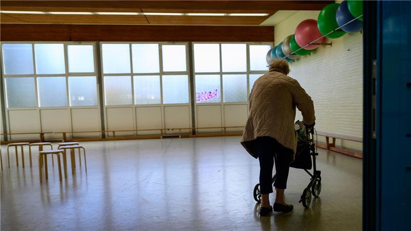 Jeder hat andere Einschränkungen - manch einer kommt mit einem Rollator.