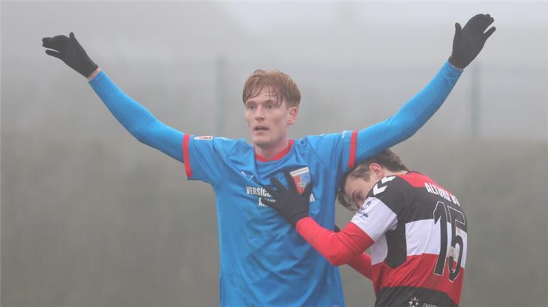 Jelldrik Dallmann erzielt sein erstes Pflichtspieltor für die SV D/A.