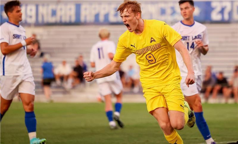 Jelldrik Dallmann hat in dieser Spielzeit bis dato sechs Tore erzielt. Archivfoto: Lipscombe University