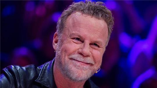 Jenke von Wilmsdorff wird in der Musik-Kostüm-Show „The Masked Singer“ enttarnt.