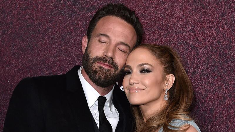 Jen liebt Ben - ein ganzes Album lang Jennifer Lopez und Ben Affleck haben im Juli 2022 geheiratet.
