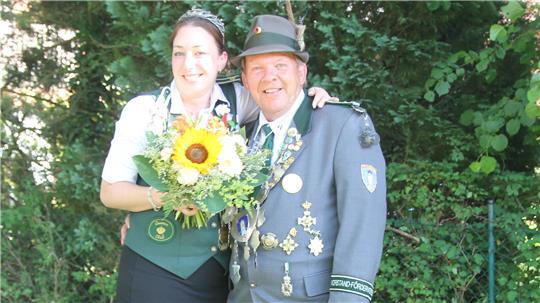 Jenny Köcher und Rolf Quadt sind das neue Königspaar des Schützenvereins Himmelpforten.