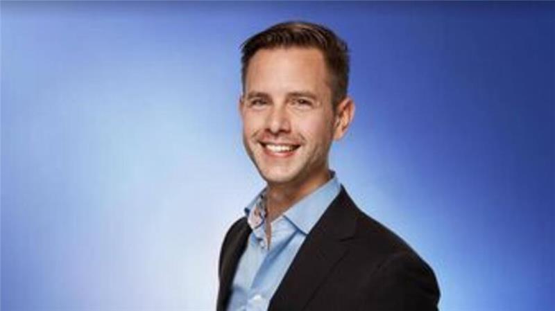 Experte erklärt: Darum wird die Autoversicherung teurer Jens Hellwege aus Oberndorf ist bereits in dritter Generation Agentur-Inhaber.