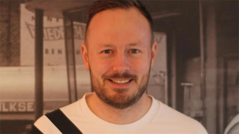 Maurer, Bäcker, Nachtschichtler: Das halten sie von den späten WM-Spielen Jochen Dietz.