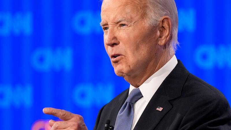 Nach TV-Duell: Bei US-Demokraten geht die Angst um Joe Biden versuchte, sich angriffslustig zu geben, doch er wirkte kraftlos.