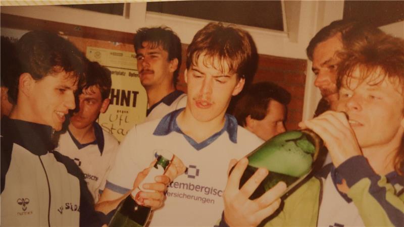 Jörg „Kossi“ Koslowski aus Heinbockel brennt für den Fußball Jörg Koslowski in früheren Zeiten beim VfL Stade.