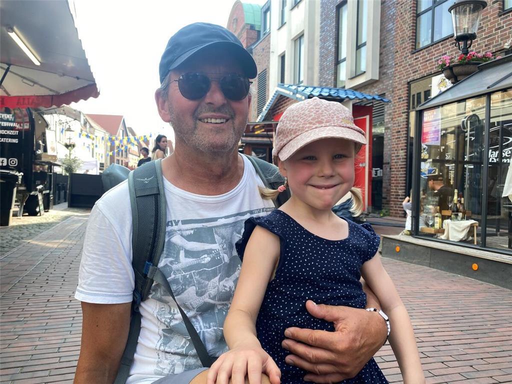 Jörg Schulz ist aus Schleswig-Holstein angereist, um den Tanzhaus-Auftritt seine...