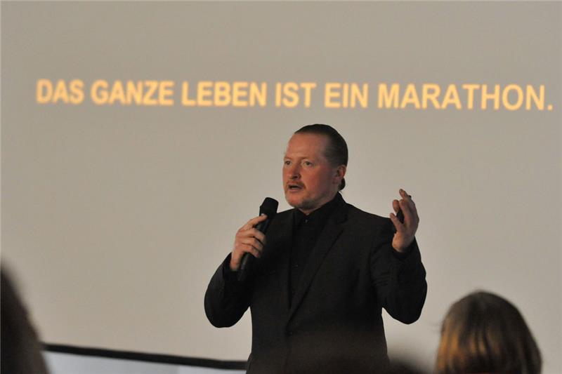 Joey Kelly zu Gast  in Harsefeld mit seinem Vortrag "No Limits". Fotos: Berlin