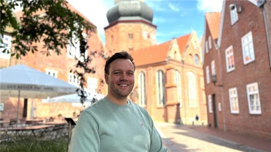 Jonas Milde wird am Sonntag vom Vikar zum Pastor geweiht.