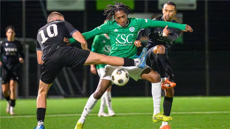 Der Harsefelder Dauerbrenner zündet wieder und glaubt an Erfolgsserie Jonathan Bondombe-Simba traf zwei Mal in klassischer Strafraum-Stürmer-Manier.