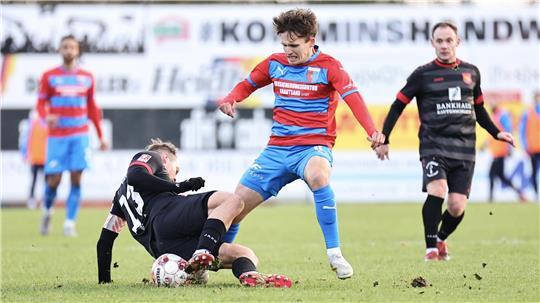 Jorik Wulff kassierte gegen den HSC Hannover bereits seine 13. Gelbe Karte in der laufenden Regionalligasaison. Teamintern ein einsamer Rekord.