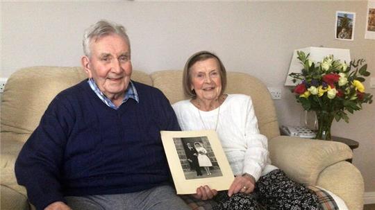 Josephine und Aubrey Langley aus Cardiff sind seit 63 Jahren verheiratet.