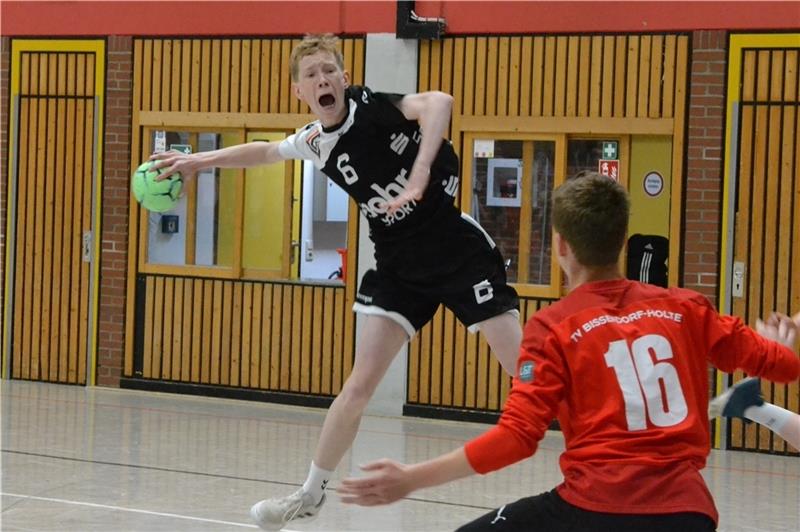 Josua Schleßelmann erzielte neun Tore für den VfL. Foto: Potreck