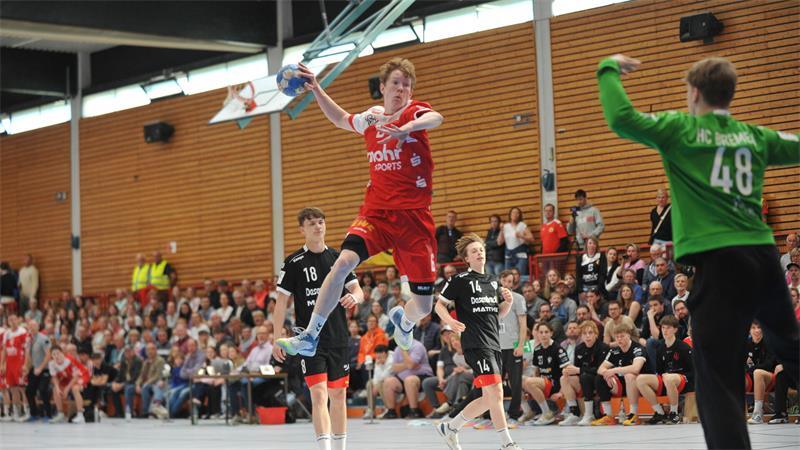 Josua Schleßelmann spielt künftig in der Regionalliga.