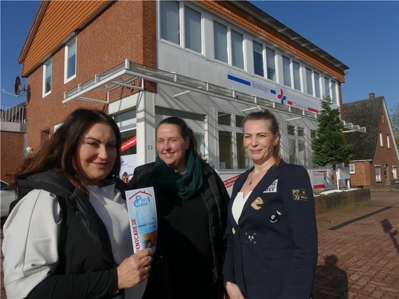 Jowita Tagay (links) ist Inhaberin des ambulanten Pflegedienstes PentCare in Stade, der den „Kehdinger Pflegedienst“ in Assel im ehemaligen Volksbank-Gebäude übernommen hat. Ihr zur Seite stehen Pflegedienstleiterin Michaela Spreckelsen (Mi