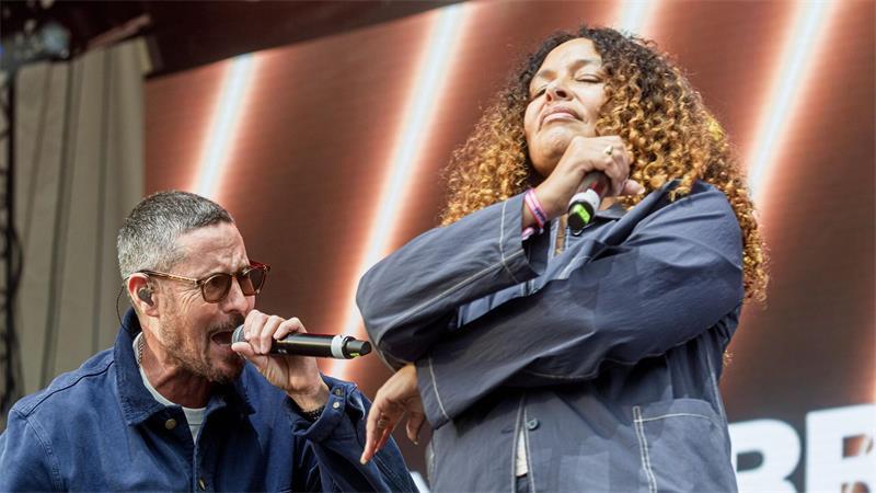 Joy Denalane (r) und Max Herre treten beim „Old But Gold“-Festival auf