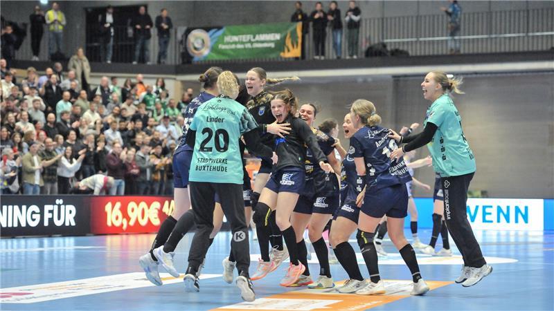 Jubel nach der Schlusssirene: Der BSV freut sich über ein Remis (Archiv).