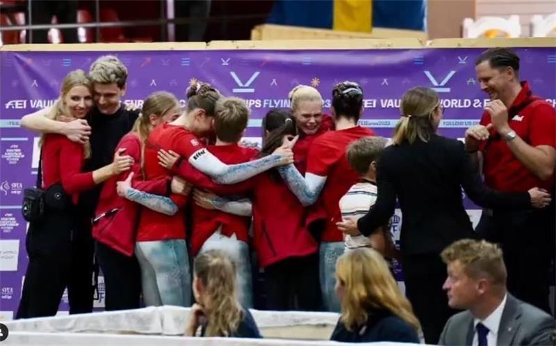 Weltmeister: Voltigierer des RV Fredenbeck holen Gold Jubel und Tränen im Team Fredenbeck: Sie haben Gold gewonnen. Foto: Team Fredenbeck/Instagram (Screenshot)