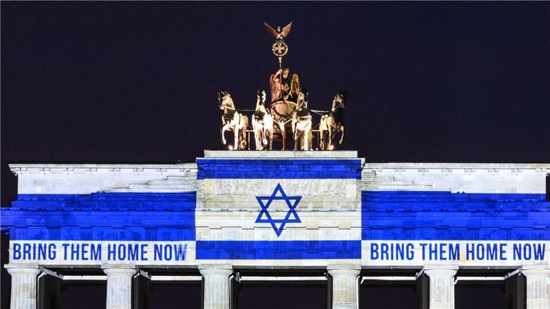 „Gräben tiefer denn je“ - Deutschland nach dem Gaza-Krieg Jüdische Deutsche fühlen sich oft allein gelassen, Deutsch-Palästinenser haben ein ganz ähnliches Gefühl und werfen der Bundesregierung vor, sich einseitig mit Israel zu solidarisieren. (Archivbild)