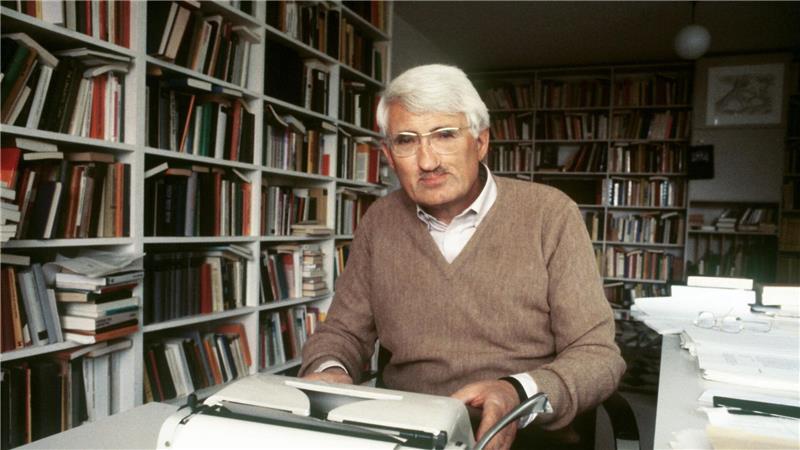 Jürgen Habermas 1981 in seinem Haus in Starnberg. (Archivbild)