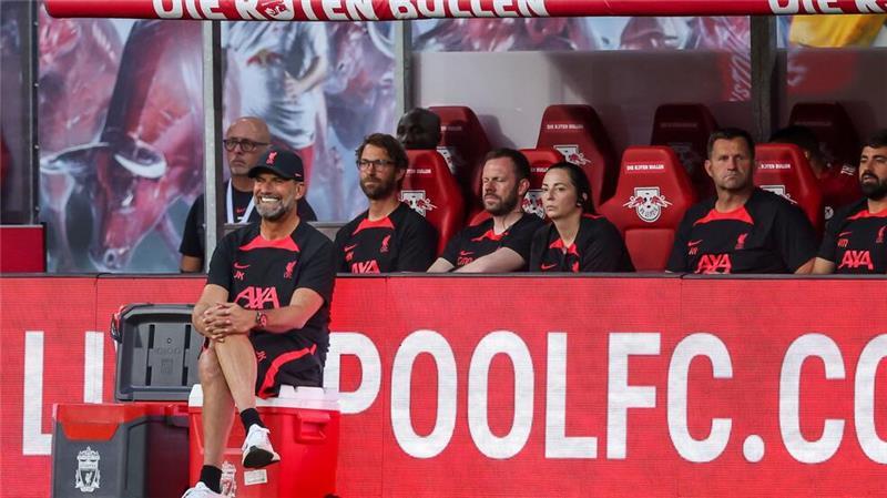 Klopp zu Red-Bull-Job: Liebe zum Fußball, Liebe zur Arbeit Jürgen Klopp wird bei seinem neuen Job als Fußball-Chef von Red Bull eher öfter am Schreibtisch sitzen.