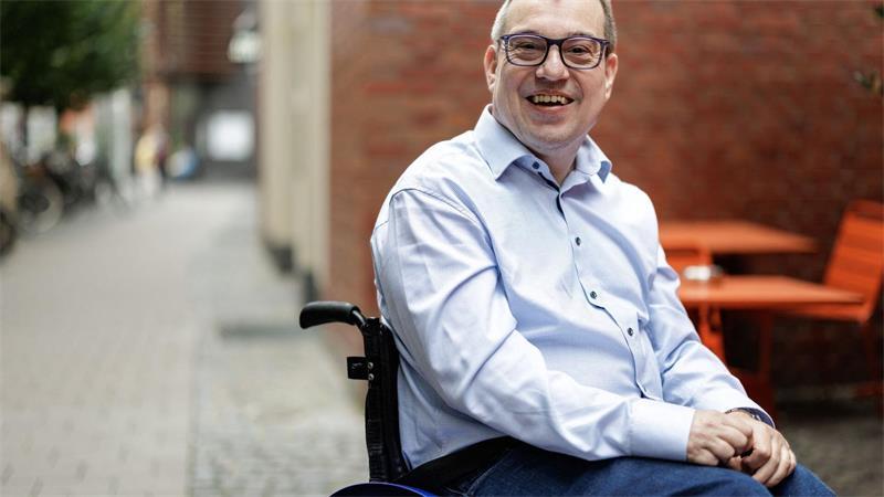 Jürgen Linnemann klagt vor dem Arbeitsgericht in Münster auf Zahlung des Mindestlohns für seine Arbeit in einer Werkstatt für Behinderte. 