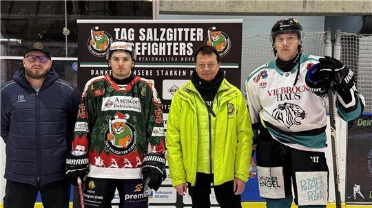 Juho Arminen (rechts) wird „Man of the Match“ in Salzgitter.