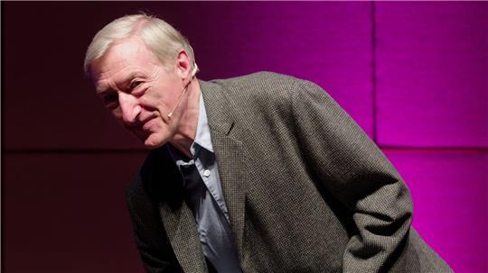 Julian Barnes nimmt Abschied - er hat seinen letzten Roman veröffentlicht. (Archivbild)