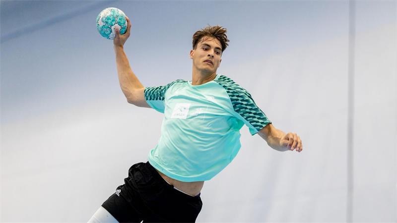 Neustart nach schwieriger Saison: THW Kiel setzt auf Köster Julian Köster spielt jetzt für den deutschen Rekordmeister THW Kiel. (Archivbild)