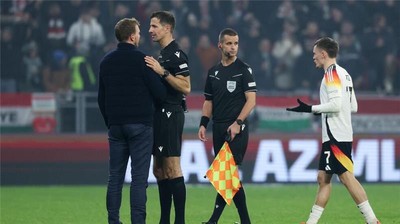 Nagelsmann ärgert sich über Handelfmeter: „Wahnsinn“ Julian Nagelsmann hat kein Verständnis für den Elfmeterpfiff.