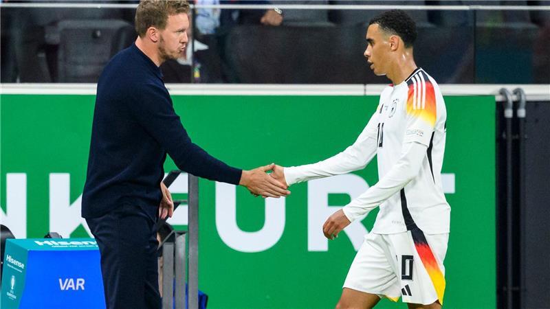 Nagelsmanns DFB-Kader mit den Bayern als WM-Lokomotive Julian Nagelsmann muss noch warten, bis er Jamal Musiala wieder im Kreis der Nationalmannschaft begrüßen kann. (Archivbild)