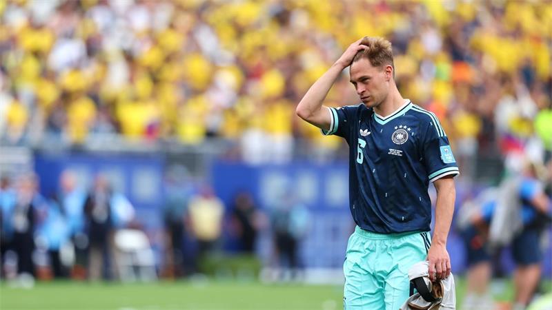 Julian Nagelsmann plant keine Positionswechsel seines Kapitäns. 