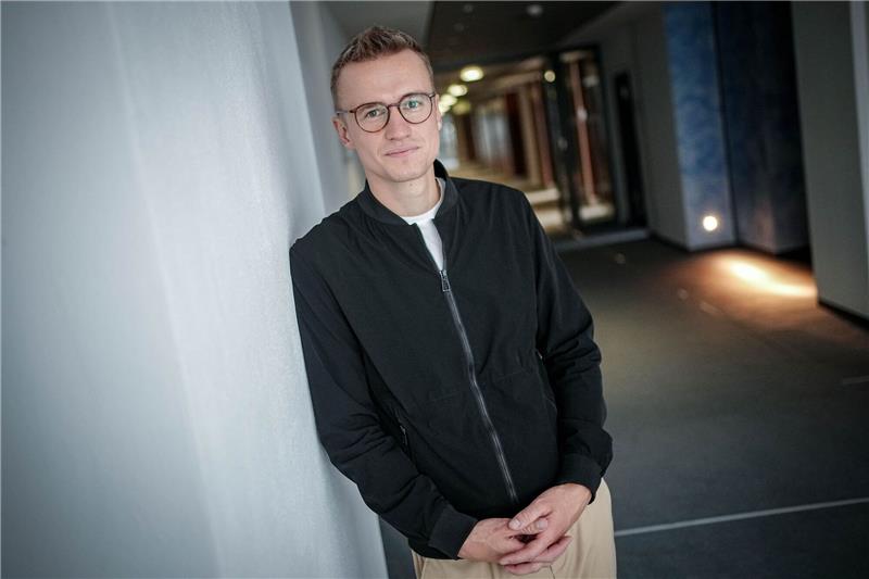 Zwei Jahre nach der Wahl: Ein Seenotretter im Parlament Julian Pahlke wurde 2019 Mitglied bei Bündnis 90/Die Grünen.