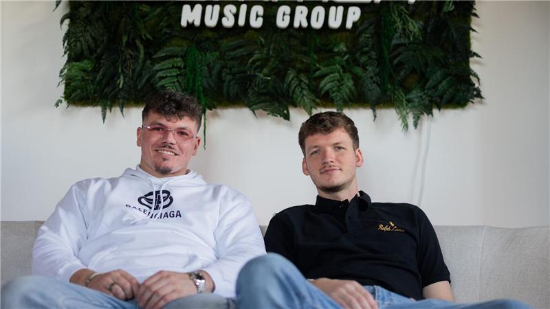 Julian Sommer und Bruder Max arbeiten im Winter für den Erfolg im Sommer.