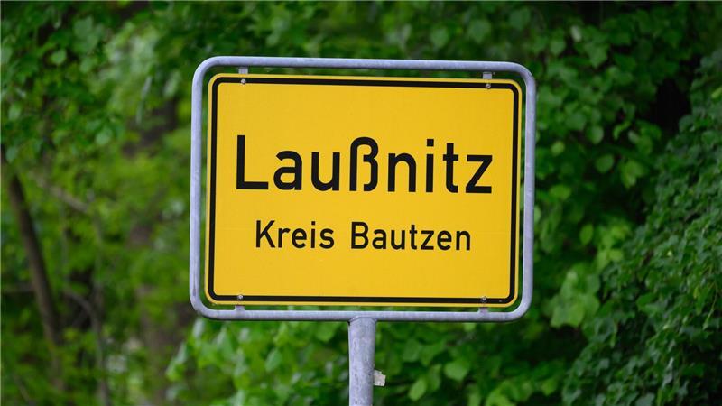 Leiche im Wald - 16-Jähriger wegen Totschlags untergebracht Junge Frau tot in Wald gefunden - 16-Jähriger unter Tatverdacht