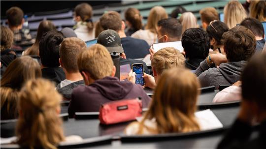 Juristen in Hannover müssen meist nicht zur Uni kommen. (Symbolbild)