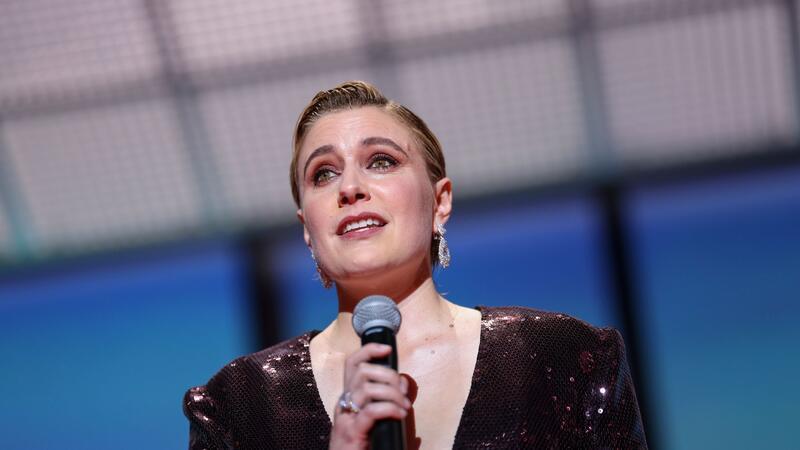 Filmfestspiele in Cannes eröffnet Jurypräsidentin Greta Gerwig bei der Eröffnungsfeier des 77. Filmfestivals von Cannes.