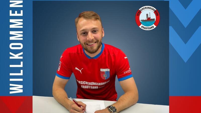 D/A verpflichtet drittligaerfahrenen Defensiv-Allrounder Justin Plautz bei der Vertragsunterschrift am Mittwochabend.