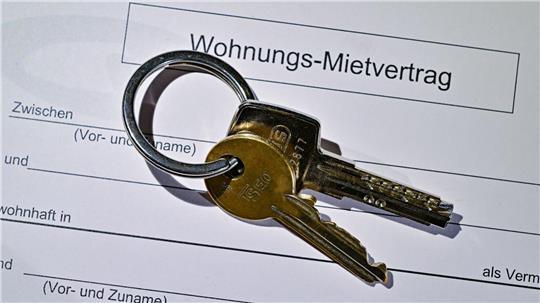 Justizministerin Hubig will Mieterhöhungen begrenzen. (Symbolbild)