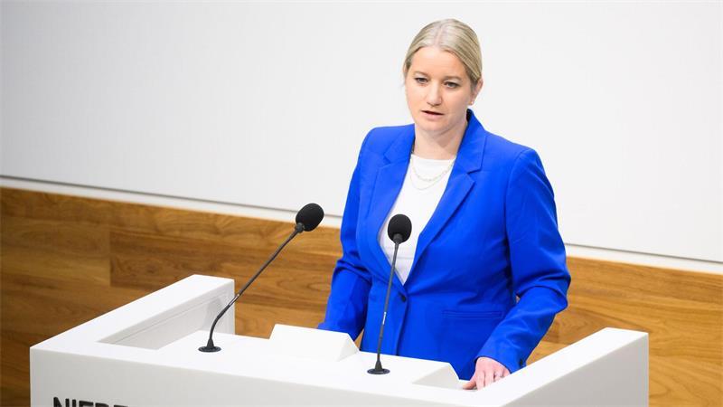Justizministerin Wahlmann hob das Ziel der Resozialisierung von Straftätern hervor. (Archivbild)
