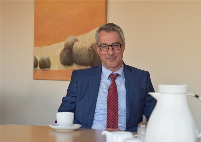 KVG-Chef Michael Fastert. Mittags gibt es Tee statt Kaffee. Foto von Borstel