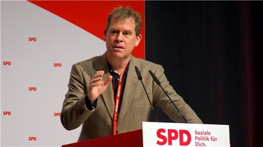 Kämpfer setzt sich mit einem Parteitagsantrag für mehr und erleichterten Wohnungsbau in Schleswig-Holstein ein. (Archivbild)