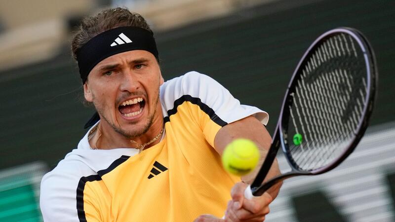 „Extrem glücklich“: Zverev erreicht French-Open-Finale Kämpft sich in vier Sätzen ins Finale von Roland Garros: Der Deutsche Alexander Zverev.