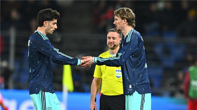 Nagelsmann muss dosieren: Mit Weitblick zum WM-Gefühl Kai Havertz (l.) und Nick Woltemade (r.) sind die Angreifer im DFB-Team.