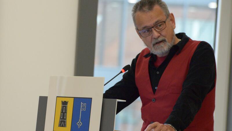Elbe-Kliniken-Betriebsrat: Krankenhaus-Reform ist „brandgefährlich“ Kai Holm ist seit der Fusion von Stade und Buxtehude 2000 Gesamtbetriebsratsvorsitzender der Elbe Kliniken.